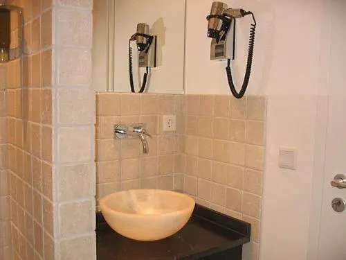 Hotel Aleksandra Golzheim
