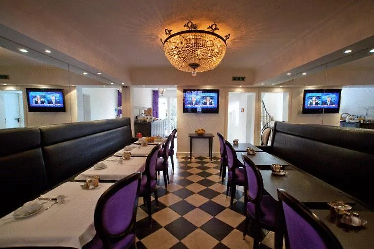 Hotel Aleksandra Düsseldorf Deutschland