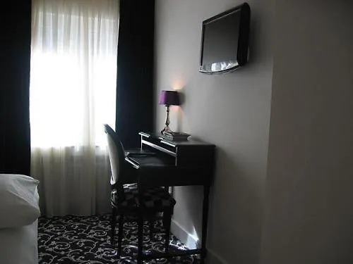 Hotel Aleksandra Düsseldorf